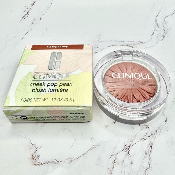 ✨HOST PICK✨ CLINQUE Cheek Pop™ Powder Blush - 02 Topaz Pop - Picture 2 of 3